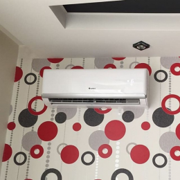 КОНДИЦИОНЕР GREE BEE TECHNO INVERTER R32 GWH18QD-K6DNA5B WI-FI