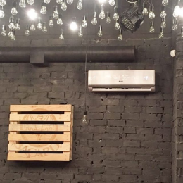 КОНДИЦИОНЕР GREE BEE TECHNO INVERTER R32 GWH18QD-K6DNA5B WI-FI